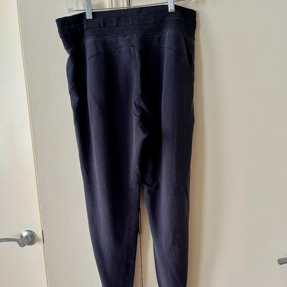 Athleta Balance Jogger Pants Black Size Medium - Picture 3 of 7